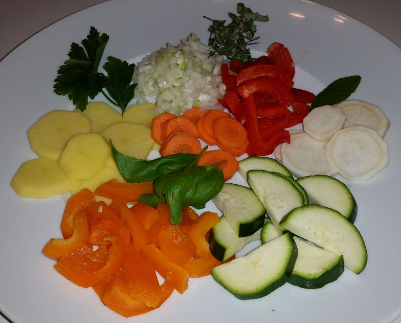 Kartoffel_Gemuese_Pfanne_Zutaten